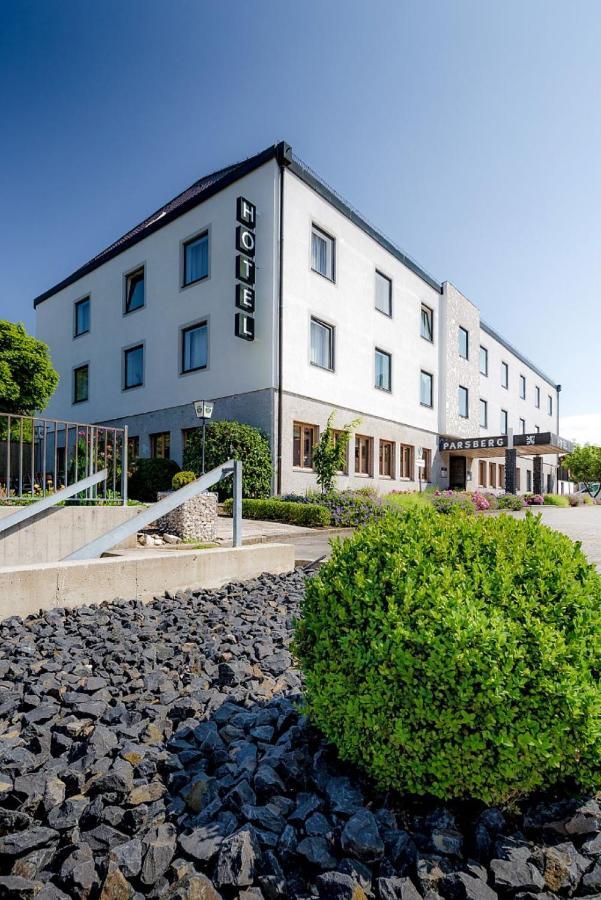 Hotel Parsberg Puchheim Exterior foto